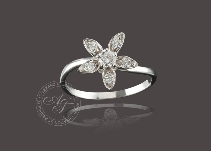 Bague Fleurs du bonheur une fleur